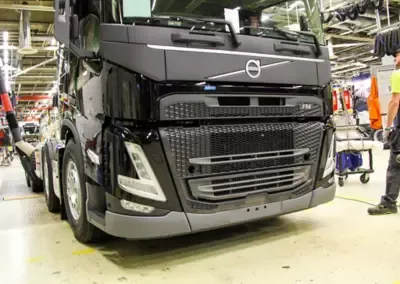 Начинается серийное производство нового поколения грузовых автомобилей Volvo  | Volvo Trucks