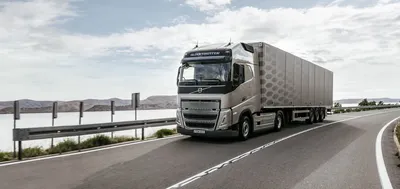 Volvo приостановила выпуск грузовиков в России из-за ситуации на Украине ::  Autonews