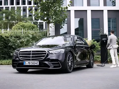 Новый Mercedes-Benz S-Класс ярко... - Mercedes-Benz в России | Facebook