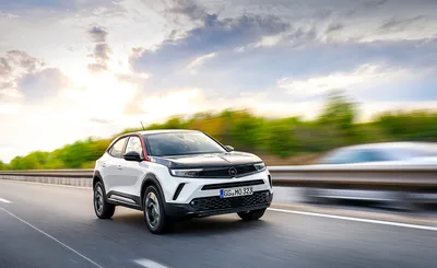 AUTO.RIA – Новое авто Опель Мокка е (Opel Mokka-e), 50kWh AT (136 к.с.)  Ultimate-e 2023 г.в., чорний металік (9vm0). Цена 1179100 грн. в салоне  Автоцентр AUTO.RIA, Киевская