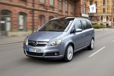 Снимки обновленного Opel Zafira утекли в Сеть - CARS.ru