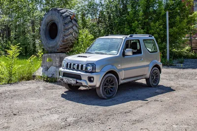 Пять дверей и большой багажник: представлен удлиненный Suzuki Jimny для  семьи (фото)