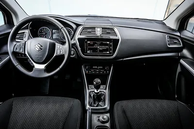 Новый Suzuki SX4 и Suzuki Vitara 2015: перспективы
