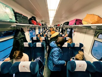 Душ, wi-fi, детское купе: показываем новый двухэтажный поезд, который будет  курсировать между Самарой и Москвой