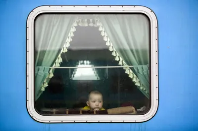 окно поезда стоковое изображение. изображение насчитывающей окно - 687917