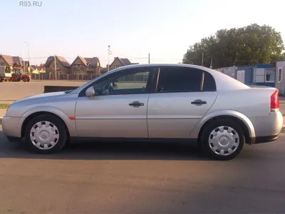 Купить бу Opel Astra 1.6 MT (101 л.с.) 2003 года с пробегом в Москве —  автосалон «Автоградъ»