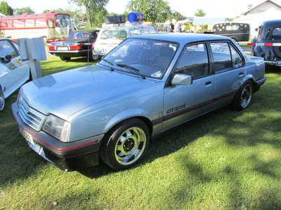 Opel Ascona - 1987 - «Не машина - танк))» | отзывы