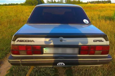 Продається автомобіль Опель-Аскона 1987 року: 700 $ - Opel Клузев на Olx