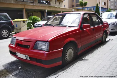 File:1987 Opel Ascona i200 (5860948453).jpg - Wikimedia Commons