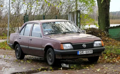 Opel Ascona c (1988) - Garaget