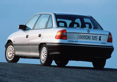 Opel Astra 1992, 1993, 1994, седан, 1 поколение, F технические  характеристики и комплектации