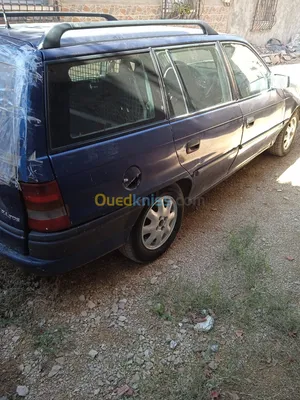 Buy used opel astra red car in kara in togo - carasigbe