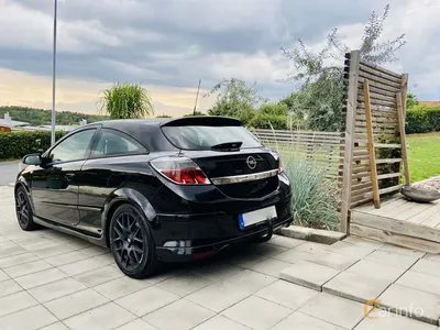 Sleek and Stylish Opel Astra GTC in Matte Black