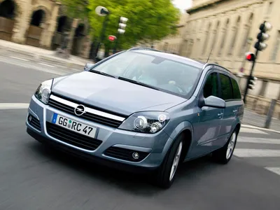 Opel Astra Family 11 в Славянске-На-Кубани, Куплен не в кредит, с пробегом,  седан, бензин, механика, Краснодарский край, комплектация 1.6 MT 2WD Enjoy
