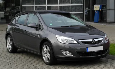 File:Opel Astra (J) – Frontansicht, 21. Juni 2011, Heiligenhaus.jpg -  Wikimedia Commons