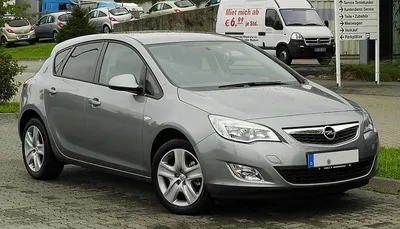 File:Opel Astra Design Edition (J) – Frontansicht (1), 14. August 2011,  Heiligenhaus.jpg - Wikipedia