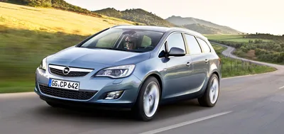 Opel Astra Sports Tourer (2011) - picture 4 of 12