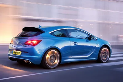 2013 Opel Astra OPC Review - Drive