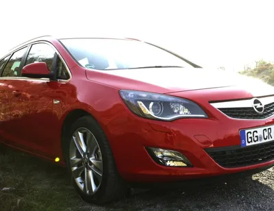 Opel Astra универсал J Универсал – модификации и цены, одноклассники Opel  Astra универсал wagon, где купить - Quto.ru