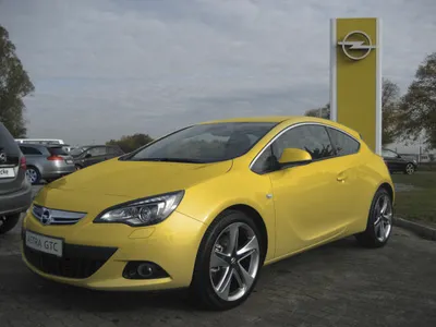 Opel Creates Eye-Catching New Colors For The Astra And Mokka! -  MoparInsiders