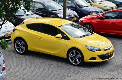 Opel Astra GTC 2012 года в Томске, АКПП, пробег 88000 км, желтый, цена  520тысяч р., бензин