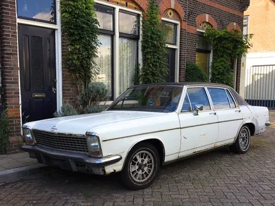 File:1971 Opel Diplomat (30049026431).jpg - Wikimedia Commons