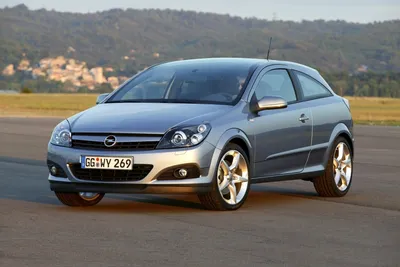 Opel Astra GTC to be sold by Buick in U.S., report says | Automotive News  Europe