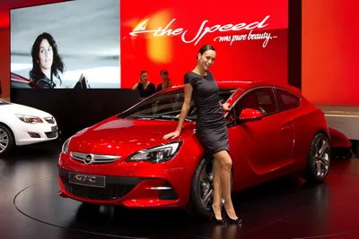 opel Astra H sedan or GTC? : r/opel