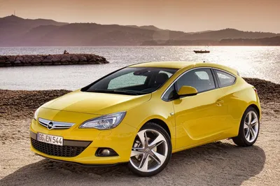 Opel GTC Revenge (Astra VXR) by tuninger on DeviantArt