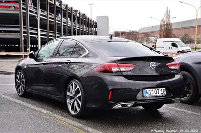 Opel Insignia GSi Facelift Brings New Engine And Transmission