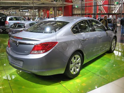 File:Opel Insignia-Sedan Rear-view.JPG - Wikimedia Commons