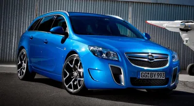 Opel Launches 325-HP Insignia OPC