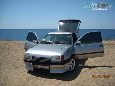 Opel Kadett 1984, 1985, 1986, 1987, 1988, хэтчбек 5 дв., 6 поколение, E  технические характеристики и комплектации