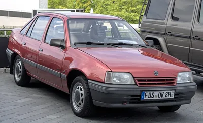 File:Opel Kadett E sedan (FL) IMG 8038.jpg - Wikipedia