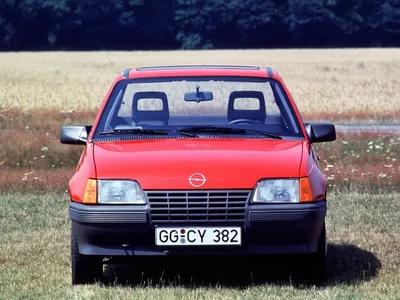 Продам опель кадет: 900 $ - Opel Синельниково на Olx