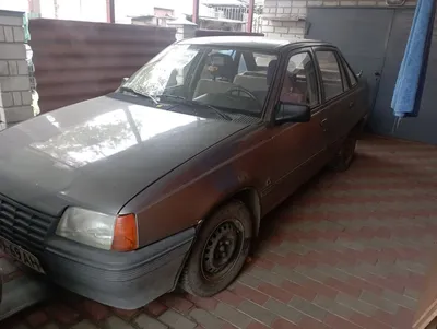 Бампер задний Opel Kadett E 1984-1991 1.3 л., бензин, МКПП купить б/у в  Борисове, aртикул 1061