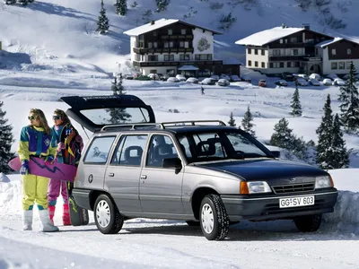 Opel Kadett 1984, 1985, 1986, 1987, 1988, универсал, 6 поколение, E  технические характеристики и комплектации