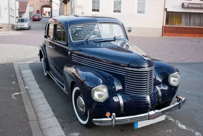 File:Opel 1938 Kapitän -Milestoned's 002.jpg - Wikimedia Commons
