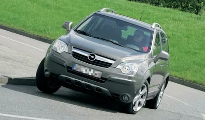 2011 Holden Captiva, Opel Antara, Daewoo Winstrom spy photos - Drive