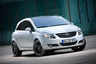 Opel Corsa (2011) - picture 12 of 102