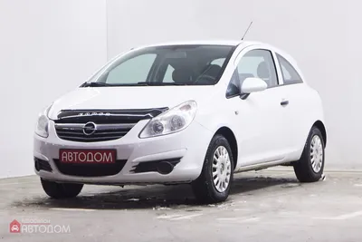 Белый Opel Corsa 2013 года с пробегом по цене 700 000 руб. в Новосибирске