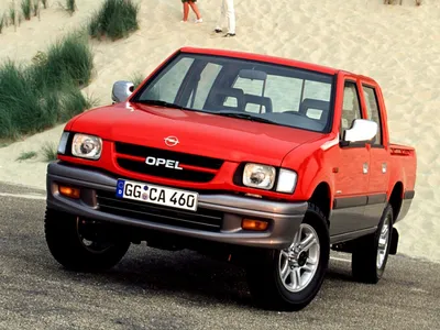 Сравнение Isuzu TF (Pickup) и Opel Combo по характеристикам, стоимости  покупки и обслуживания. Что лучше - Исузу ТФ или Опель Комбо