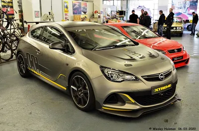 Opel Astra GTC premieres at Frankfurt auto show