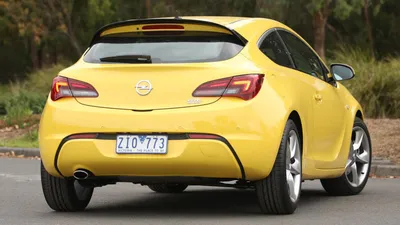 2012 Opel Astra GTC Sport engine sound and 0-100km/h - YouTube