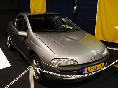 Opel Tigra (1995) - YouTube