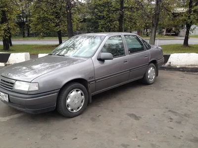 Купить автомобиль Opel Vectra, 1989 г. в - цена 1000 рублей, фото,  характеристики.