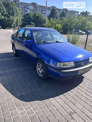 Opel Vectra Aседан 1.8 MT (1989–1990) - Motorcar