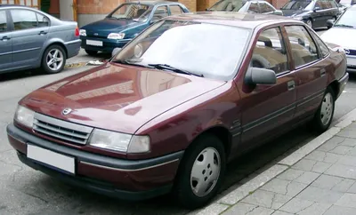 Продажа авто Опель Вектра 1991 в Симферополе, Дизелек в хорошем состоянии,  комплектация 1.7TD MT, бу, 1.7 литра, седан, механическая коробка, дизель