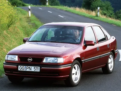Opel Vectra рестайлинг 1992, 1993, 1994, 1995, лифтбек, 1 поколение, A  технические характеристики и комплектации