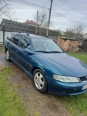 Купить б/у Opel Vectra B 1.6 MT (100 л.с.) бензин механика в Орехово-Зуево:  синий Опель Вектра B универсал 5-дверный 1998 года на Авто.ру ID 1056092052